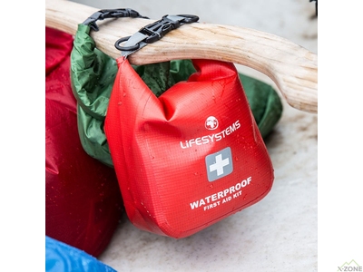 Аптечка Lifesystems Waterproof First Aid Kit (2020) - фото