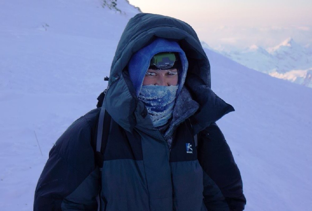 Як ми мерзнемо: переохолодження, замерзання, обмороженняка переохлаждений и обморожений в походах по горам. Как согреться, в холодную погоду